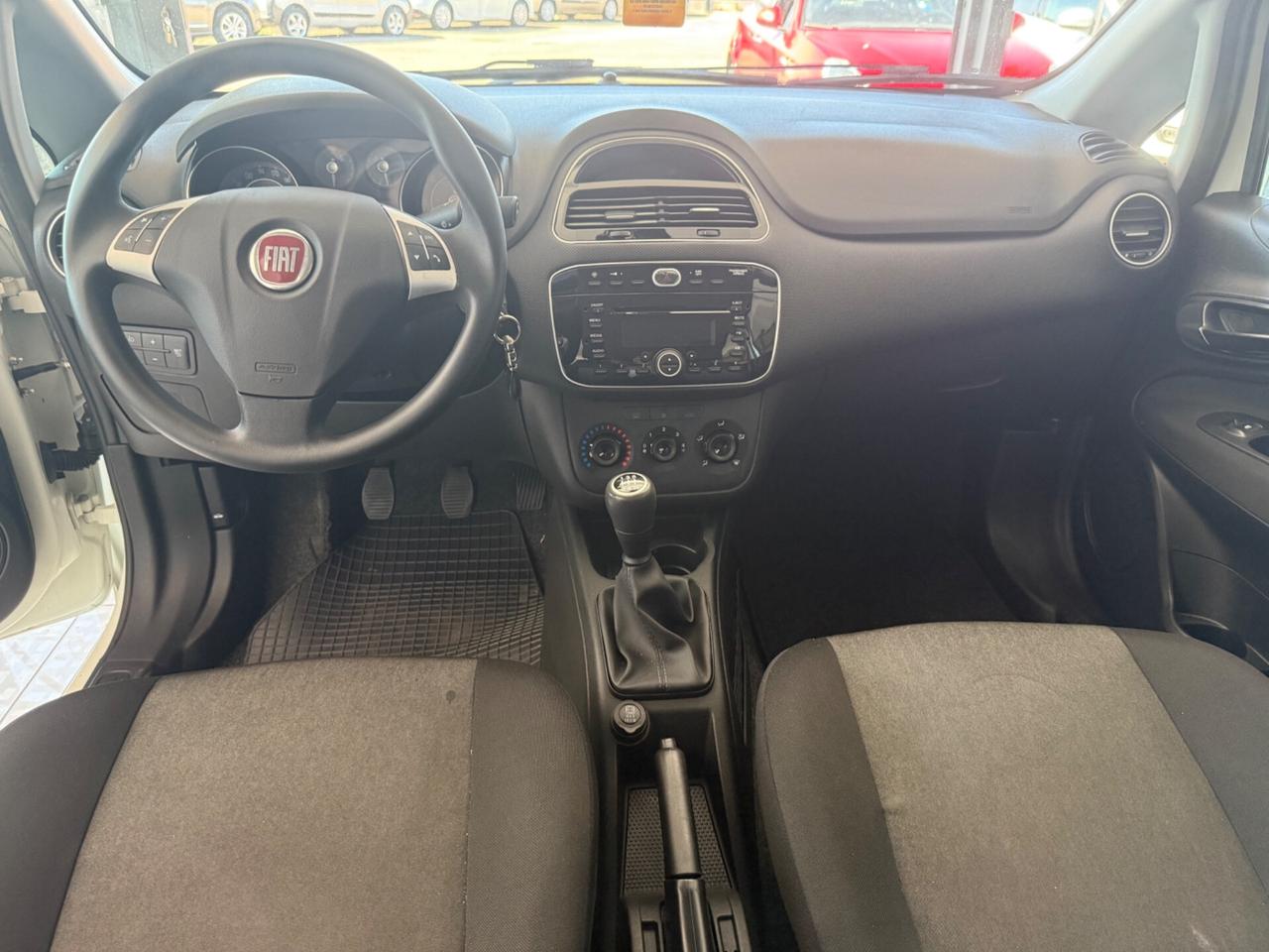 Fiat Punto 1.3 MJT II 75 CV 5 porte Street N1 AUTICARRO