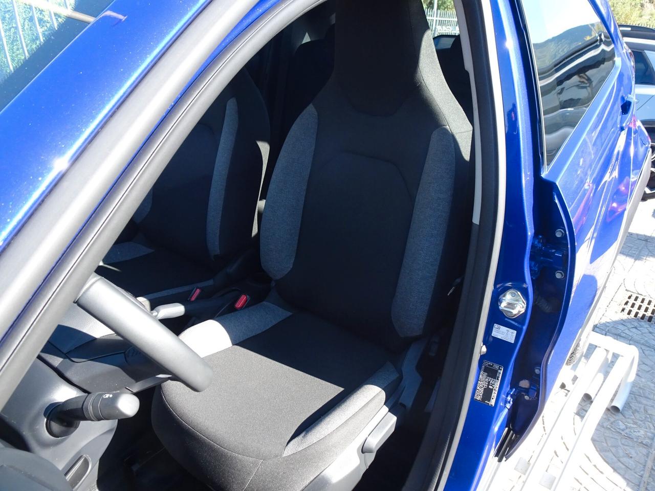 Toyota Aygo X 1.0 VVT-i 72 CV 5 porte Lounge S-CVT