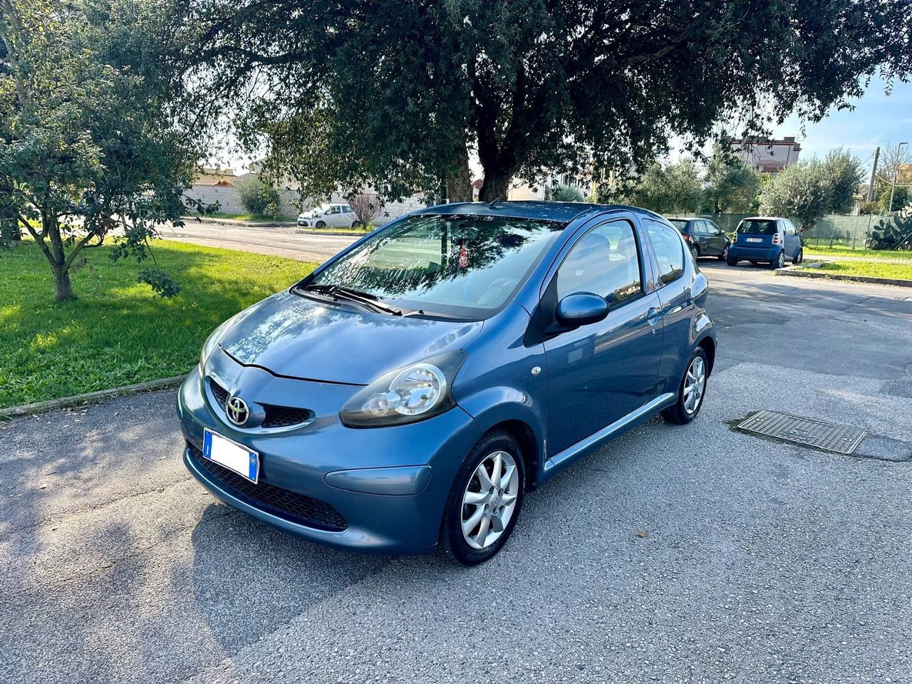 Toyota Aygo 1.0 12V VVT-i 5 porte Sol Adatta per neopatentati