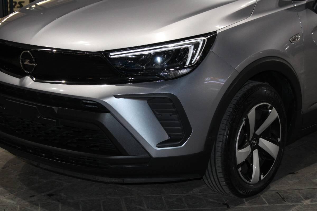 Opel Crossland 1.2 Edition s&s 83cv Con CARPLAY