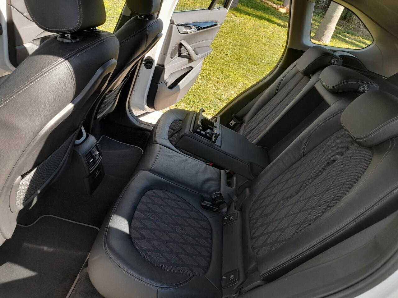 Bmw X1 Xline sDrive18d *SUPER FULL OPT.* daVETRINA
