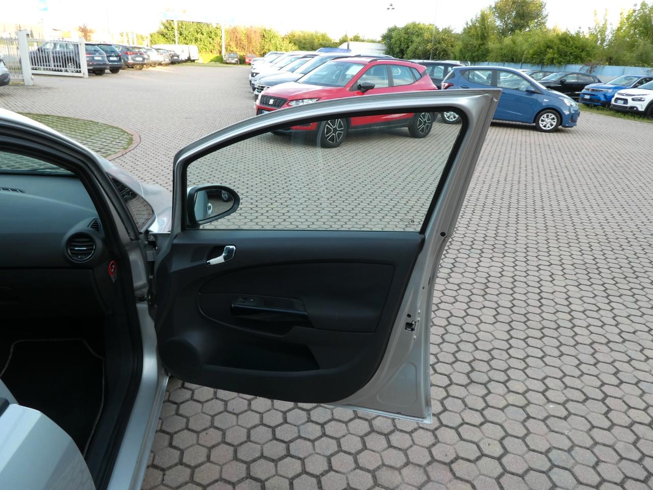 Opel Corsa 1.2 80CV 5 porte GPL-TECH Enjoy OK NEOPATENTATI