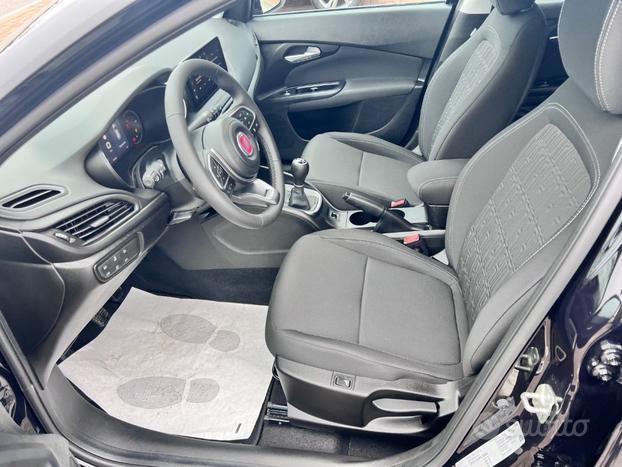 FIAT Tipo 1.0 5 porte Cross