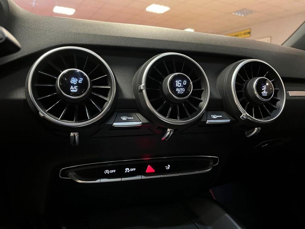 Audi TT Coupé 2.0 TDI ultra Design