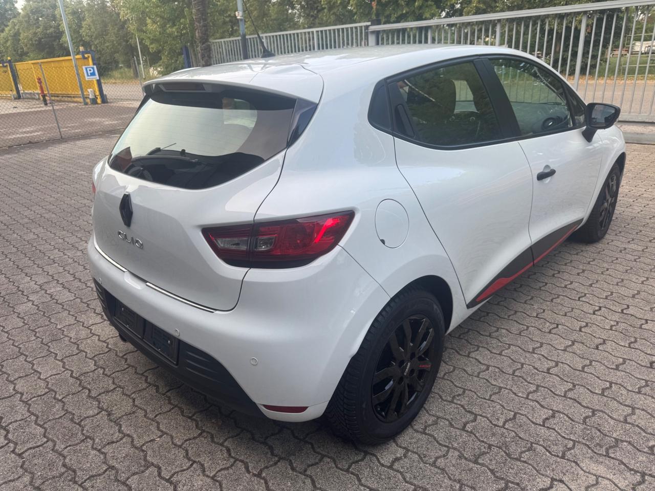 Renault Clio TCe 12V 90 CV GPL Sport