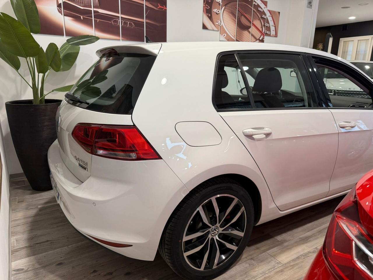 Volkswagen Golf 2.0 TDI 5p. Sport Edition BlueMotion Tech.