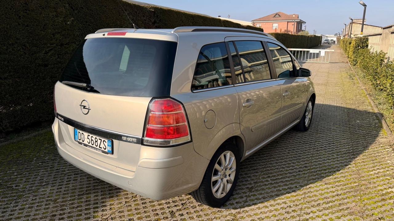 Opel Zafira 1.9 CDTI 120CV Cosmo