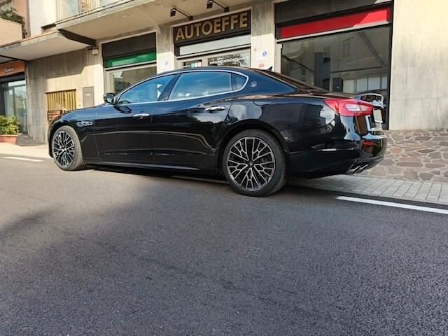 Maserati Quattroporte 3.0d V6 275CV, TAGLIANDATA
