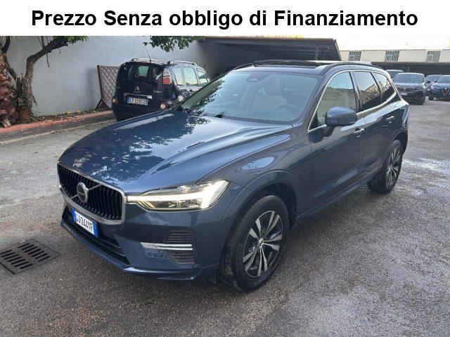 VOLVO XC60 B4 (d) automatico Plus Dark