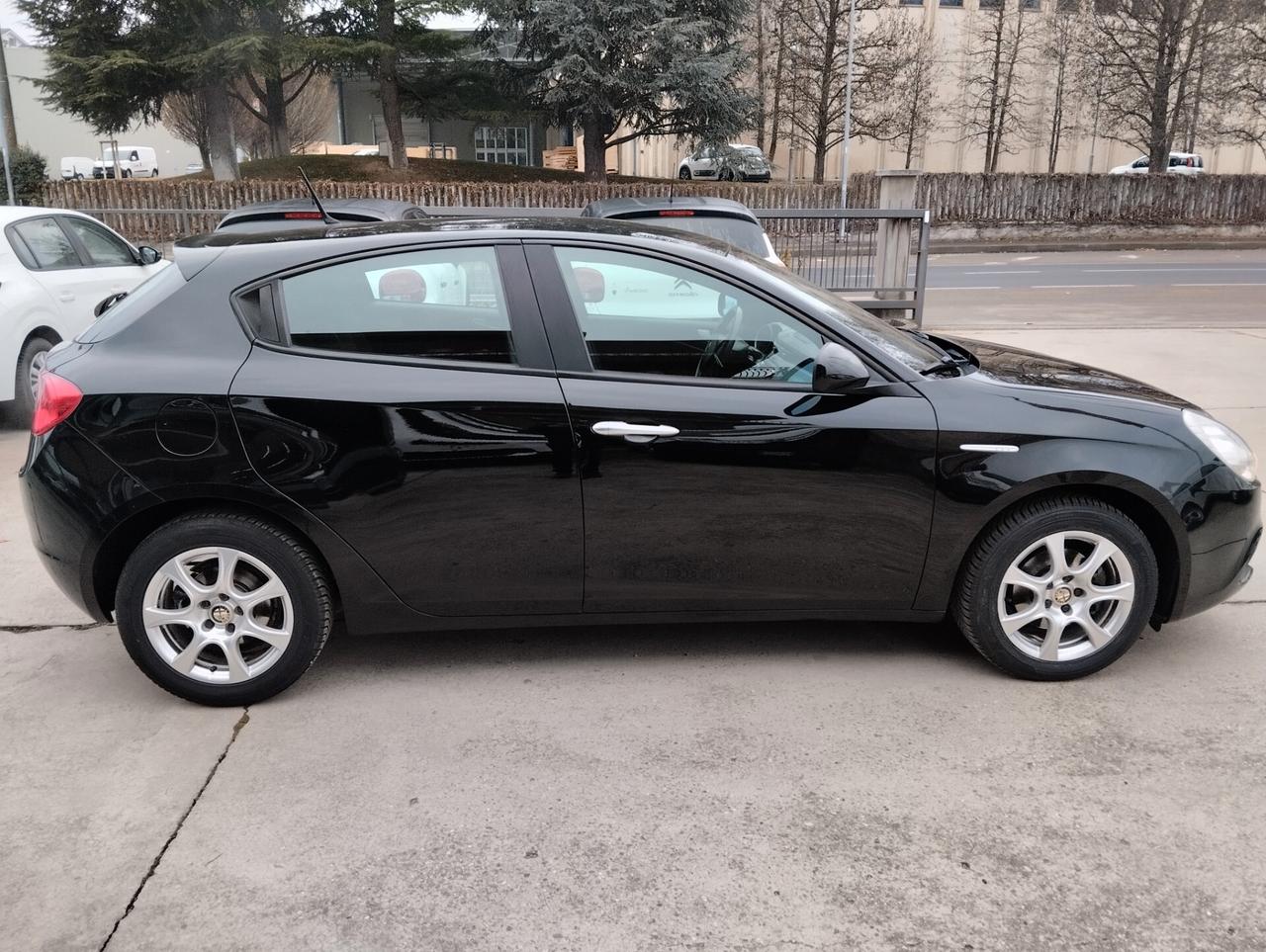 Alfa Romeo Giulietta 1.6 JTDm-2 105 CV Progression