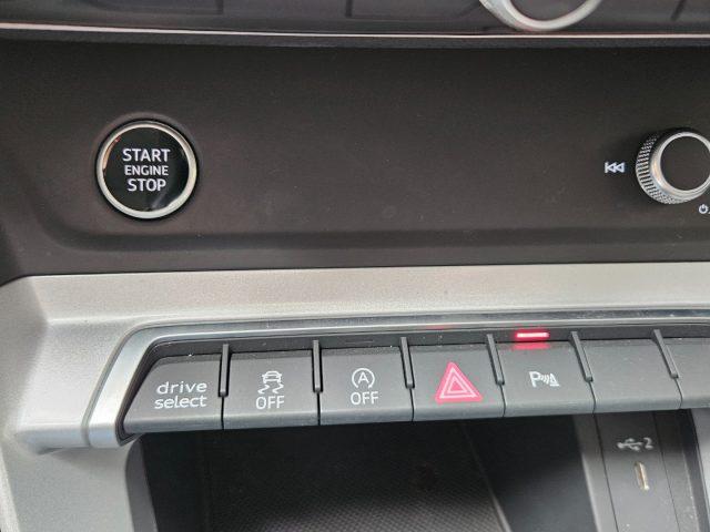 AUDI Q3 35 TDI S tronic Business Advanced da ?419,00 mensi