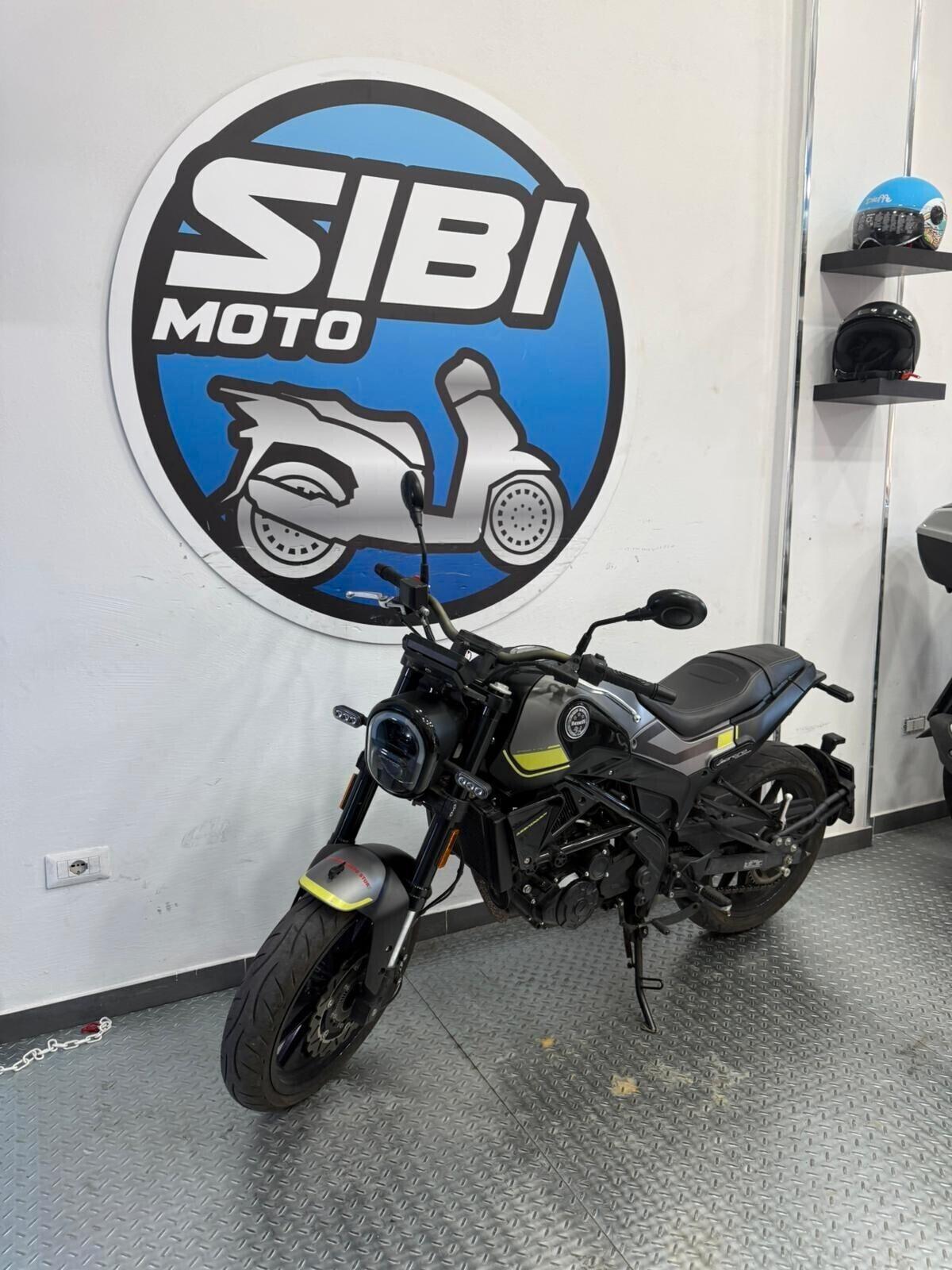 Benelli Leoncino 250