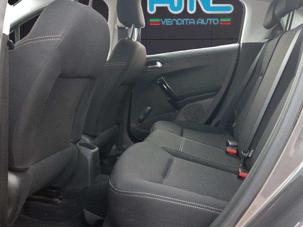 Peugeot 208 1° serie PureTech 82 5 porte Allure