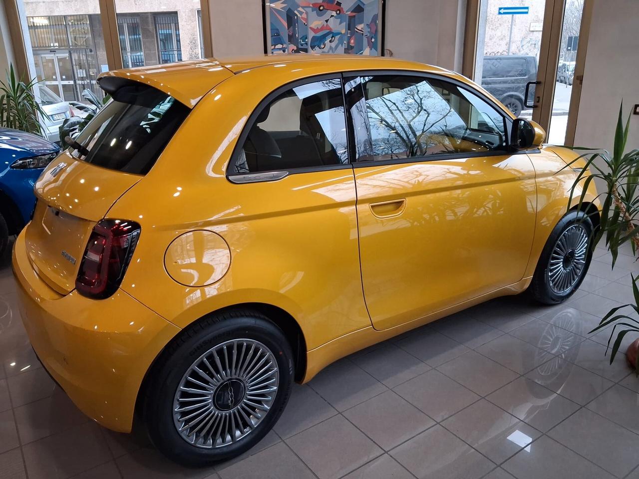 Fiat 500 Berlina Hybrid Torino