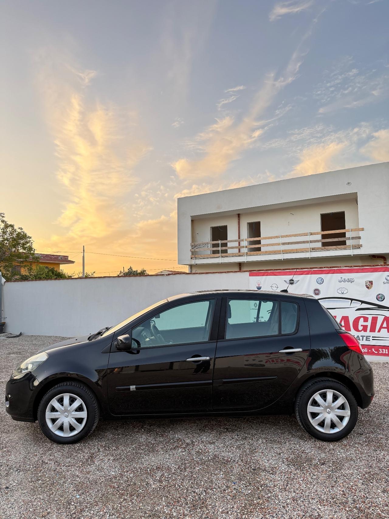 Renault Clio 1.2 16V 5 porte Live!