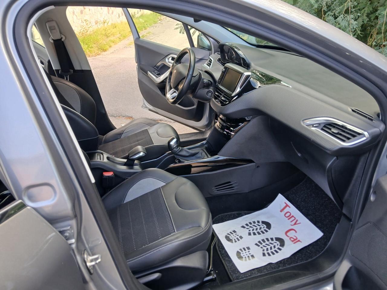 Peugeot 2008 PureTech 82 Allure KM CERTIFICATI