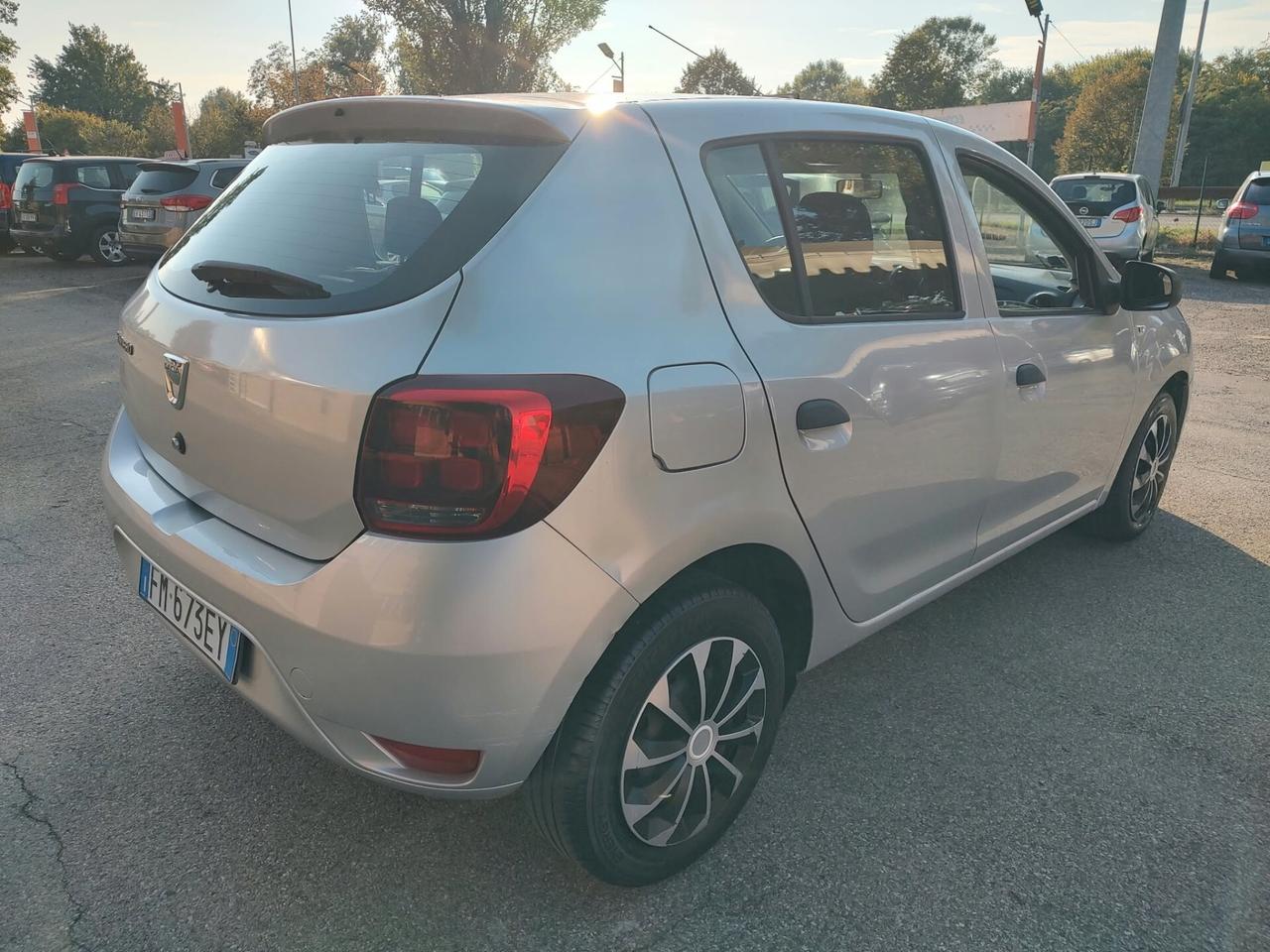 Dacia Sandero 0.9 TCe 12V TurboGPL 90CV Start&Stop Lauréate, OK NEOPATENTATI