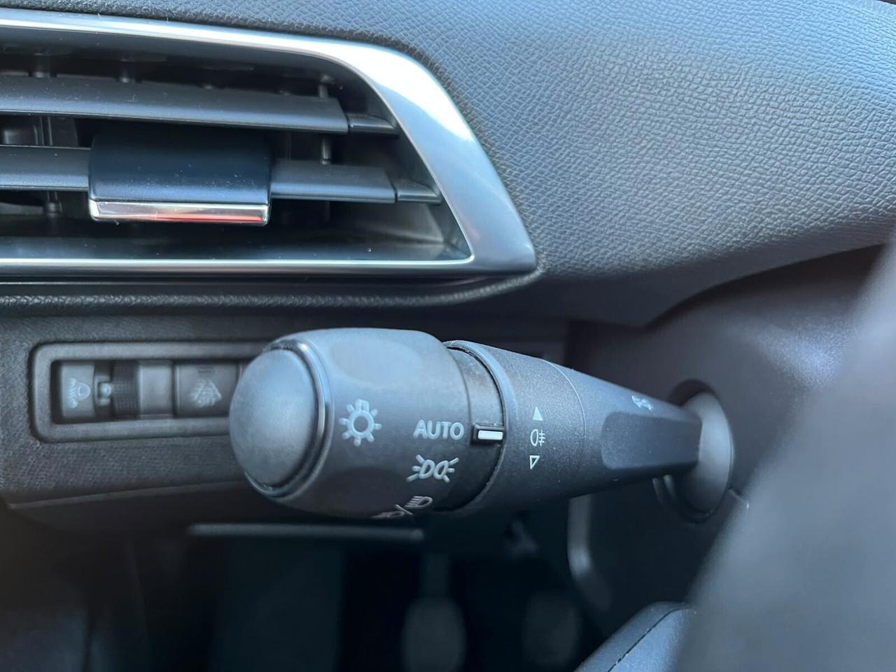 PEUGEOT 3008 ALLURE 1.5hdi UNIPRO *PREZZO VERO* CRONO TAGLIANDI