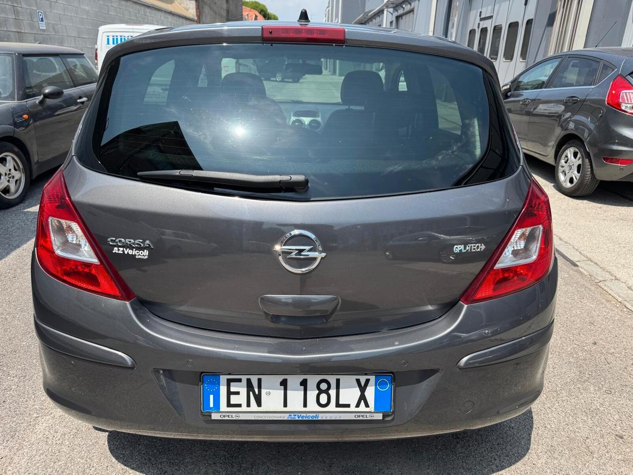 Opel Corsa 1.2 85CV 5 porte GPL-TECH Elective