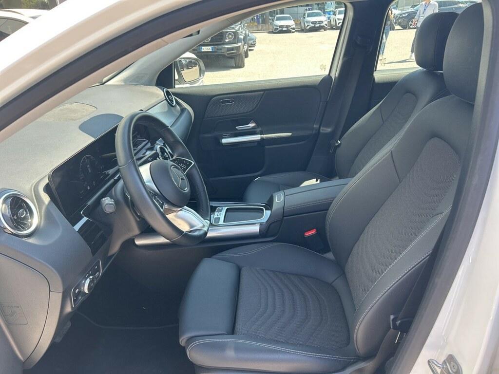Mercedes GLA 180 180 D Progressive Advanced 8G-DCT