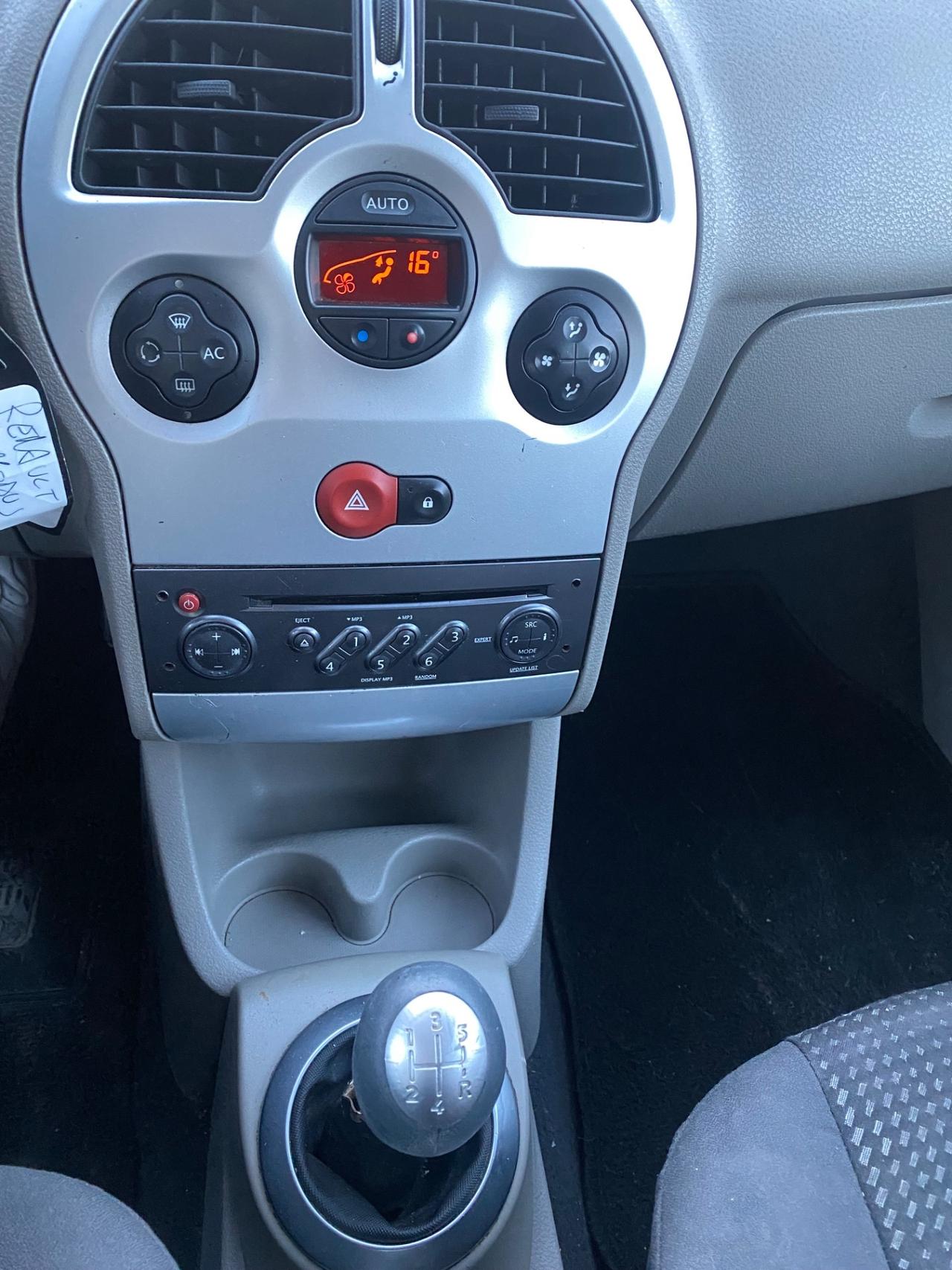 Renault Modus 1.2 16V Confort Authentique