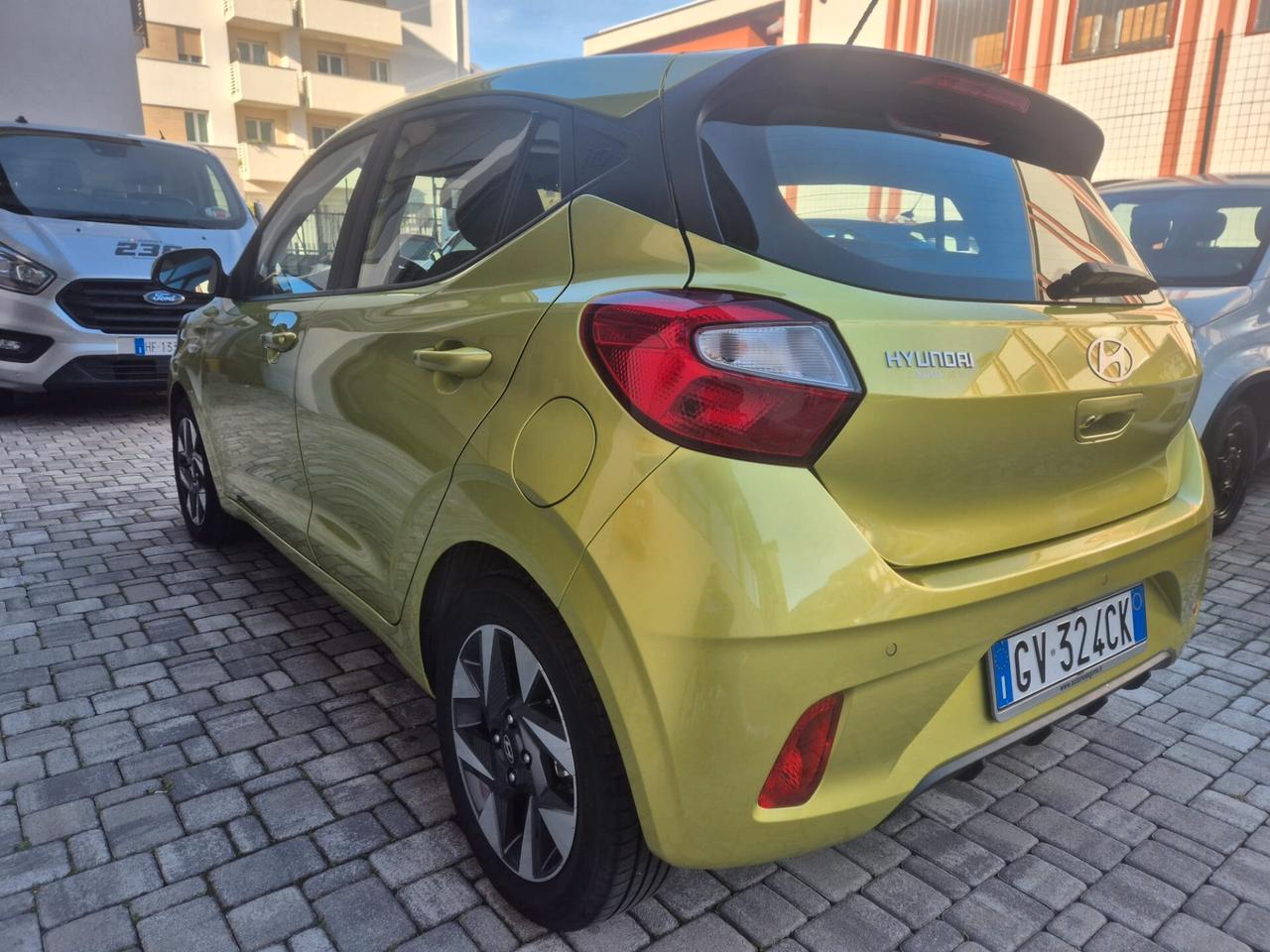 HYUNDAI I10 1.0 mpi Tech Connect Pack - CAMBIO AUTOMATICO