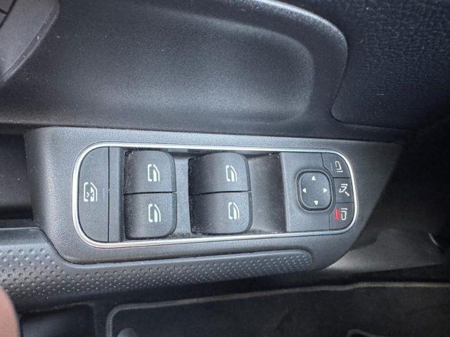 MERCEDES-BENZ GLB 200 d Automatic Business