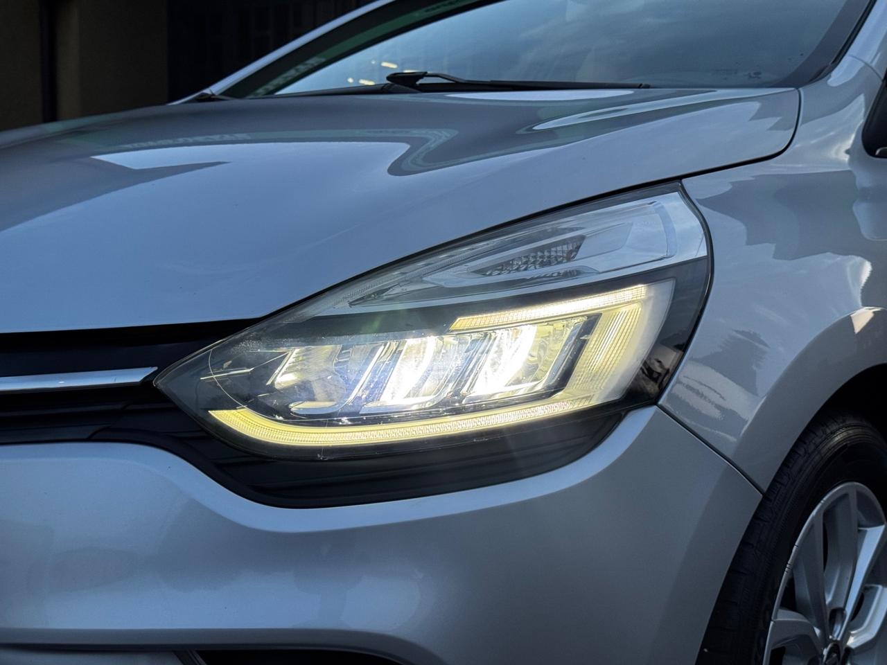 Renault Clio dCi 75 CV 5 porte Energy Intens NEOPATENTATI