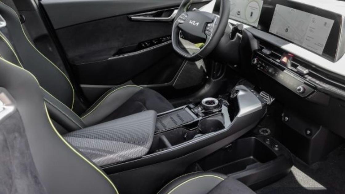 Kia EV6 Dual Motor AWD GT - 585 CV