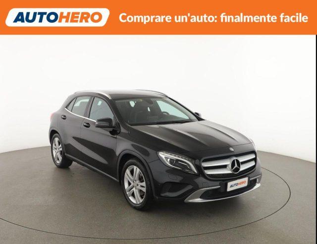 MERCEDES-BENZ GLA 180 Sport
