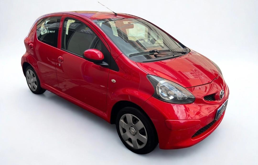 Toyota Aygo 1.0 12V VVT-i 5 porte Sol 2007