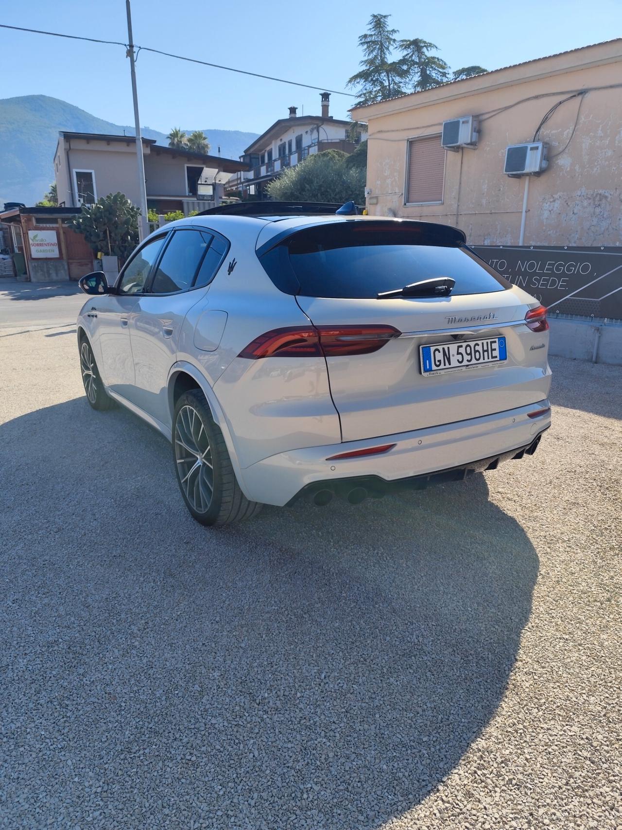 Maserati Grecale MHEV 330 CV AWD Modena