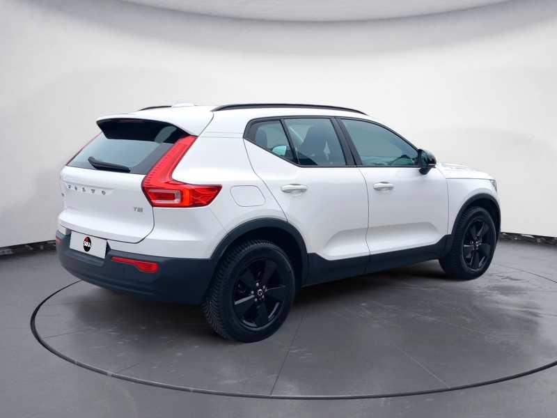 VOLVO XC40 1.5 t2 Momentum Core auto