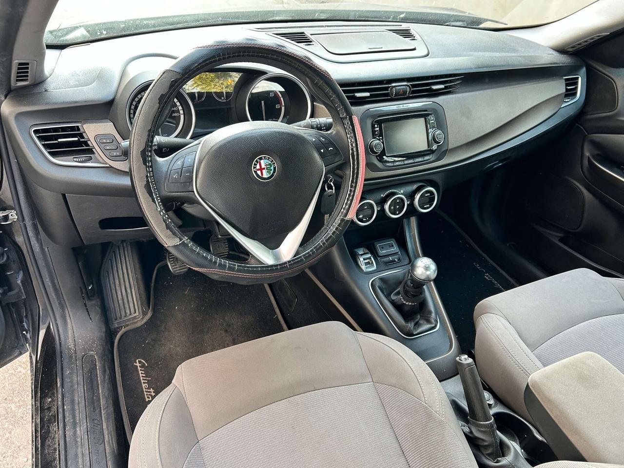 Alfa Giulietta 1.6 JTD 105CV - 2015 Incidentata