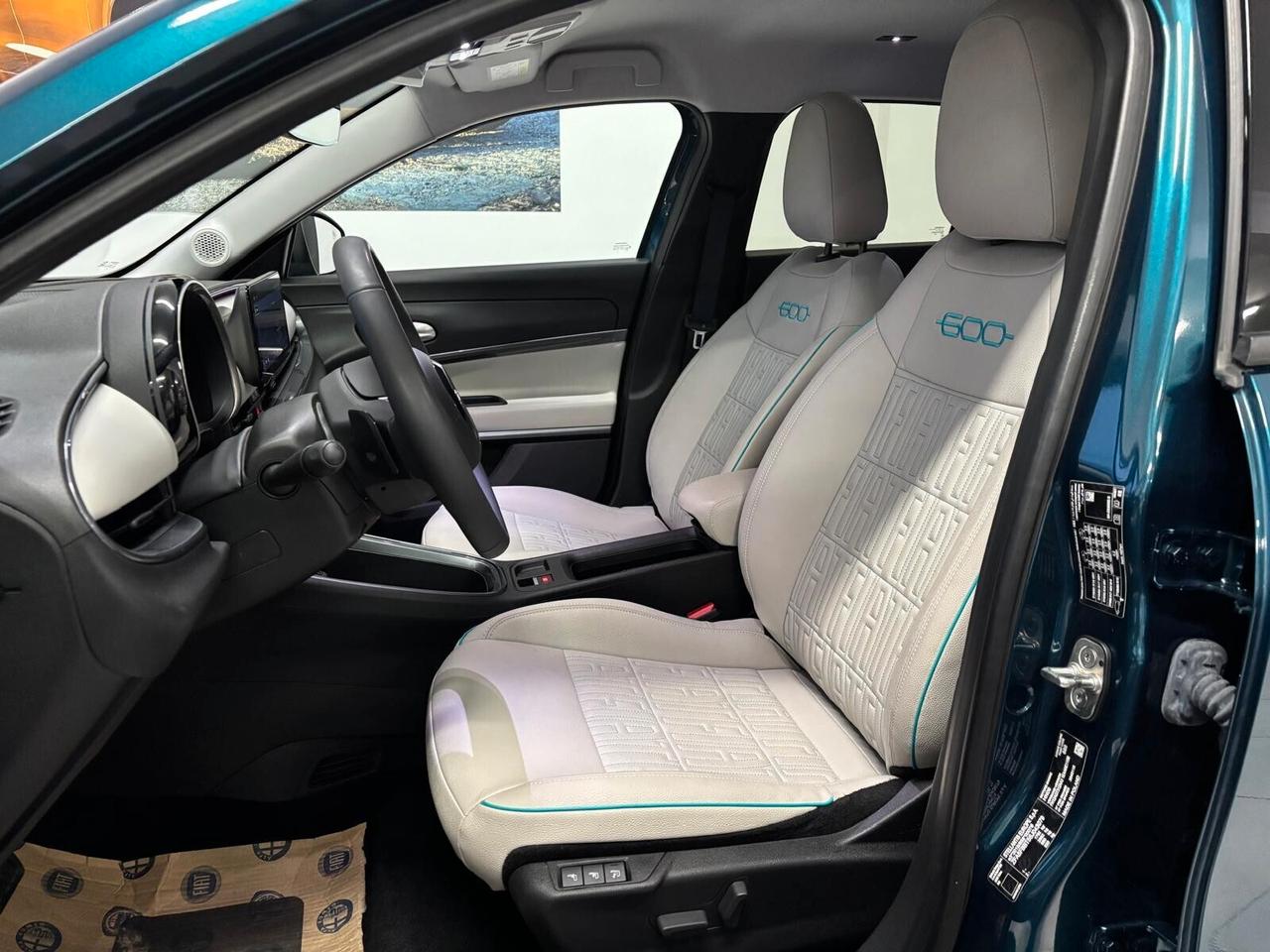 Fiat 600 Hybrid 100 CV DCT MHEV La Prima