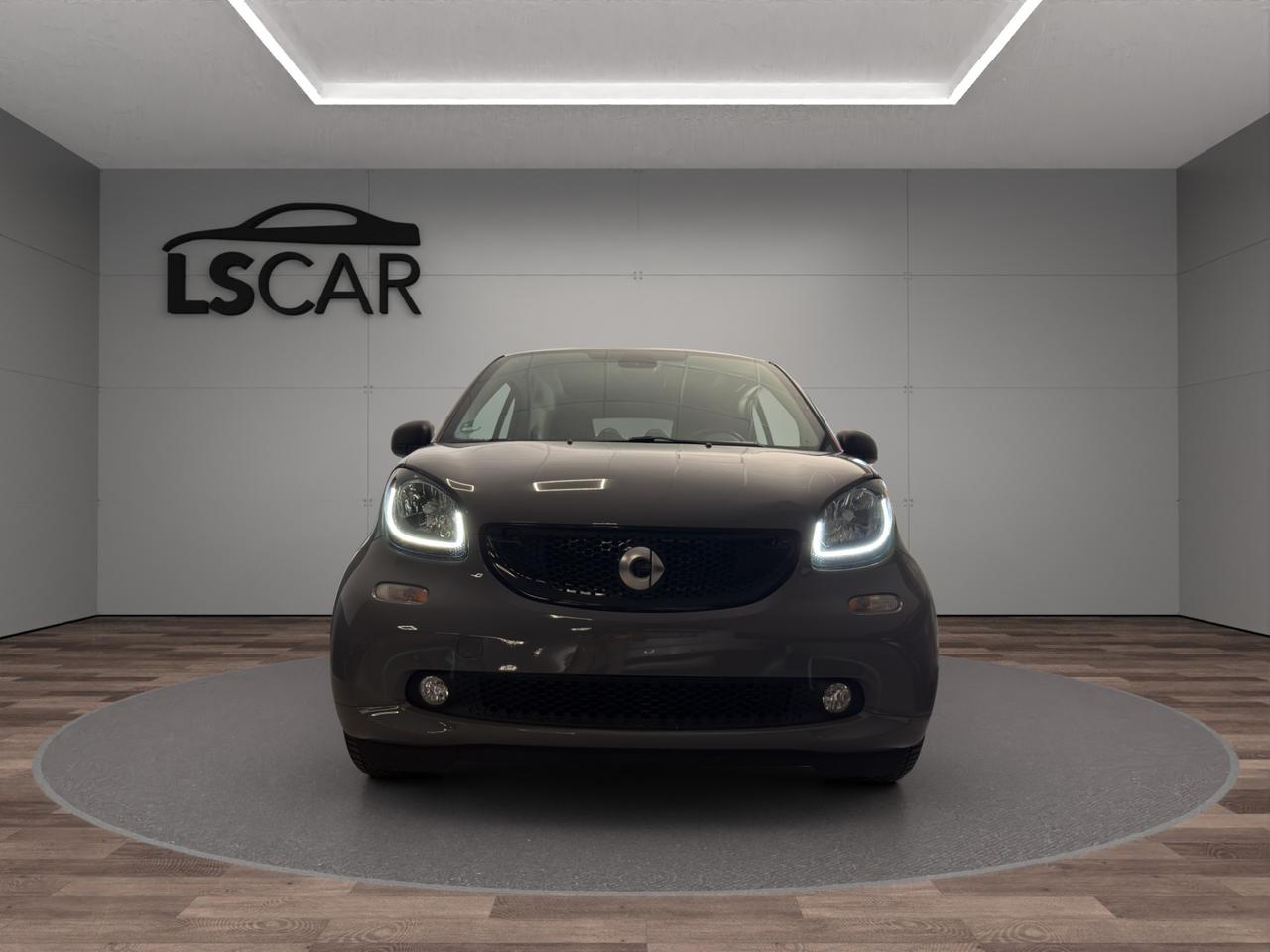 Smart forTwo 0.9 turbo Passion 90cv - Unico proprietario - Cerchi in lega - Luci Led - Tetto panoramico - Sedili riscaldatili - Bracciolo centrale