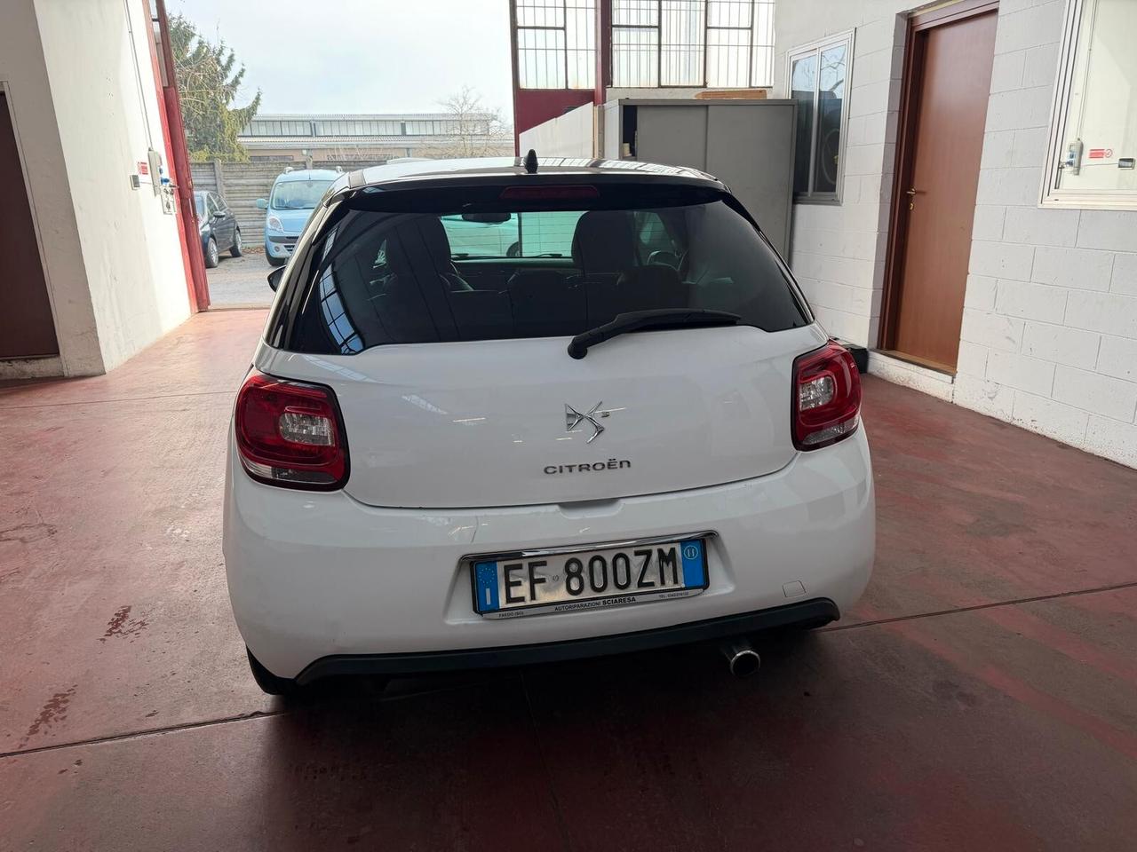 DS 3 1.6 VTi 120 Just Black NEOPAT