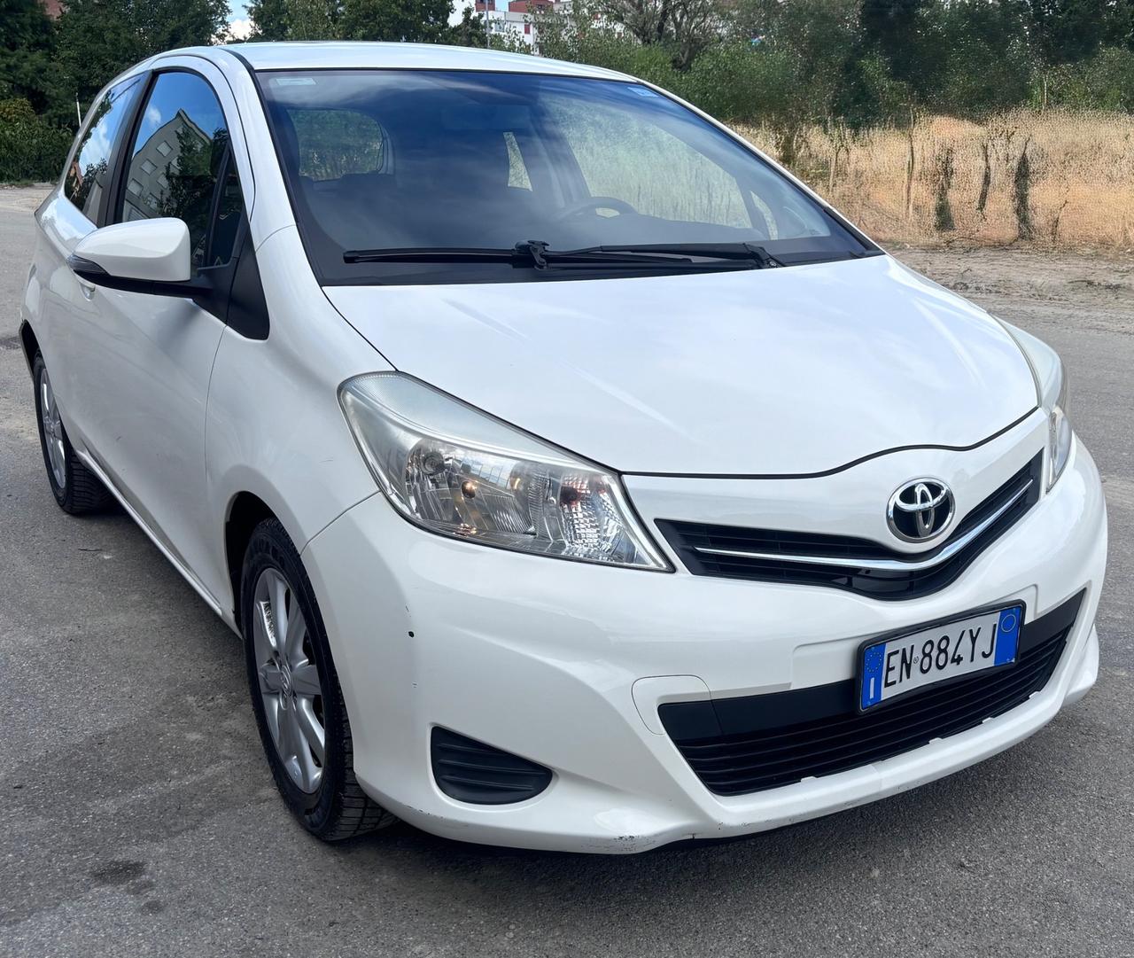 Toyota Yaris 1.0 3 porte Lounge