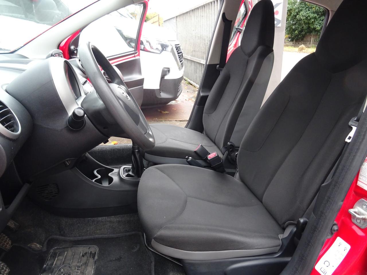 Toyota Aygo 1.0 12V VVT-i 5p Active Connect OK NEOP.