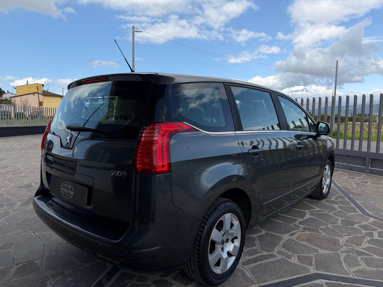 Peugeot 5008 1.6 hdi 110cv Premium Automatica 7 Posti