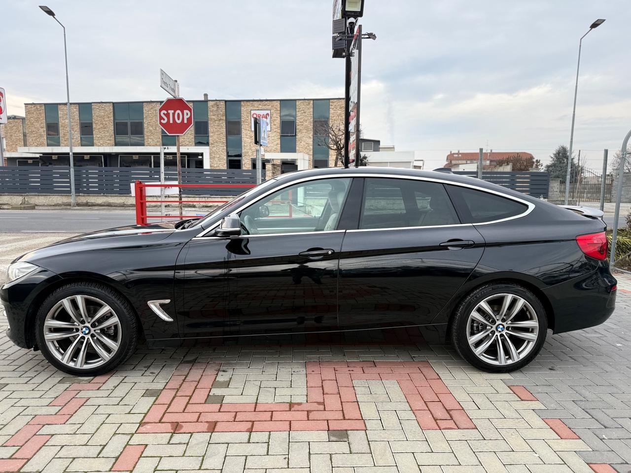 Bmw Gran Turismo 320d Luxury EURO6