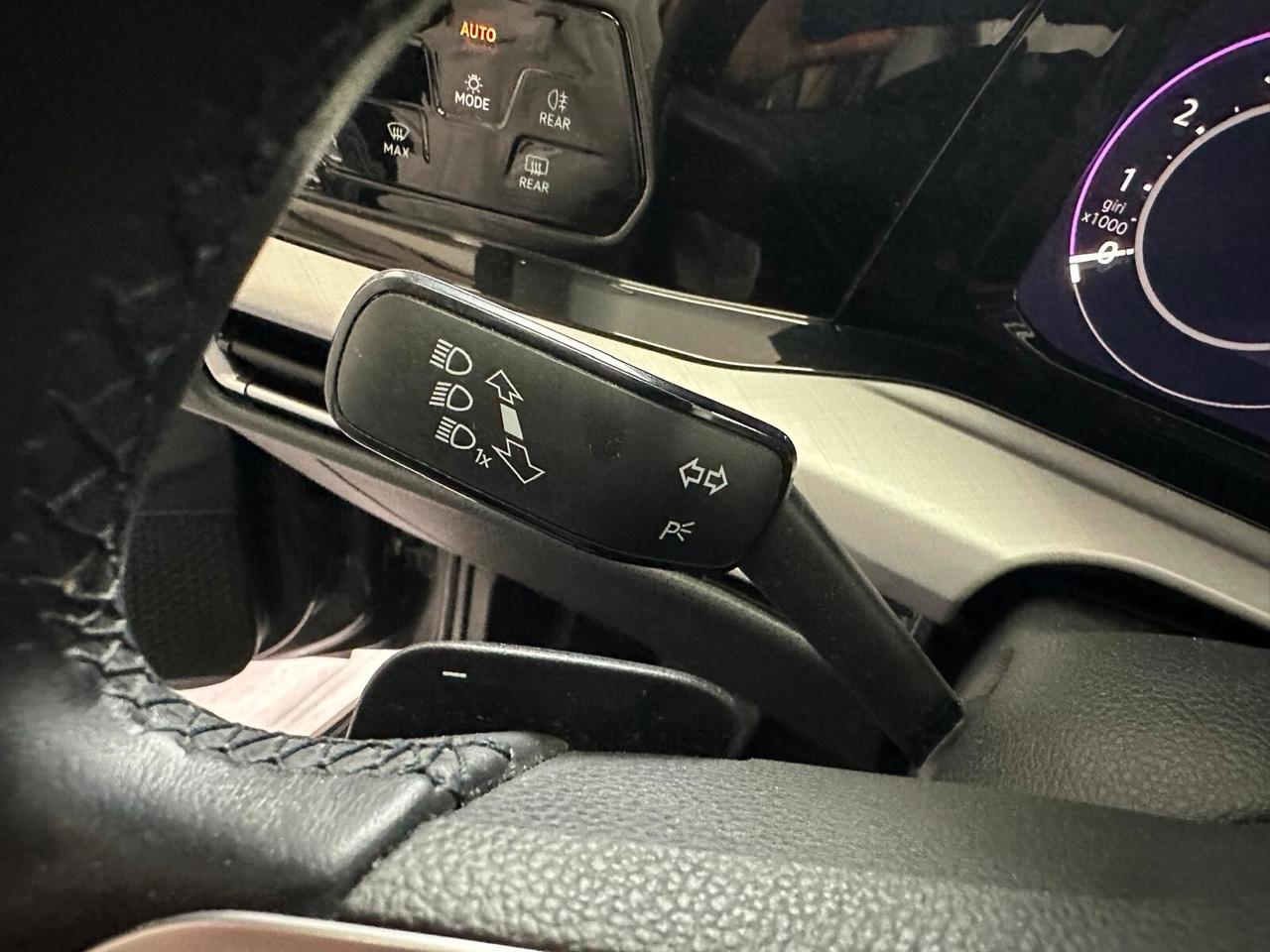 Volkswagen Golf 1.0 eTSI EVO DSG Life