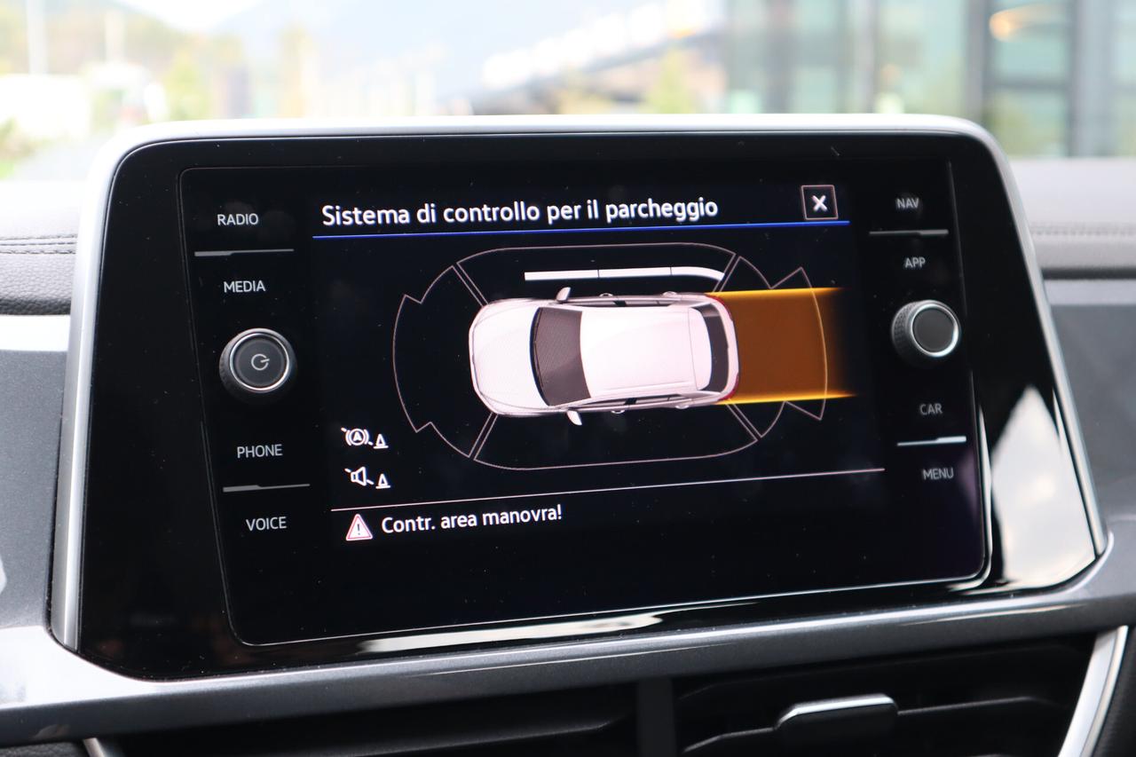 Volkswagen T-Roc 2.0 TDI 150 CV STYLE DSG 17" ACC VIRTUAL LED