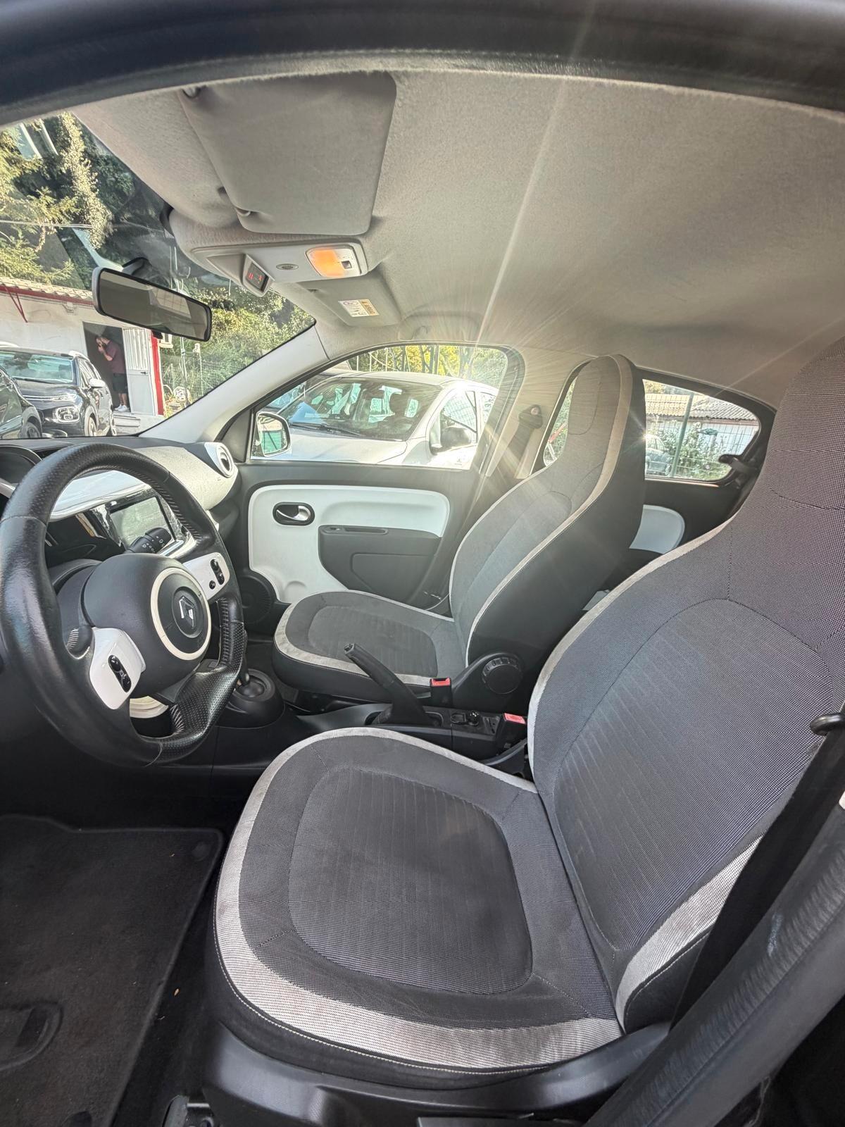 Renault Twingo SCe EDC La Parisienne