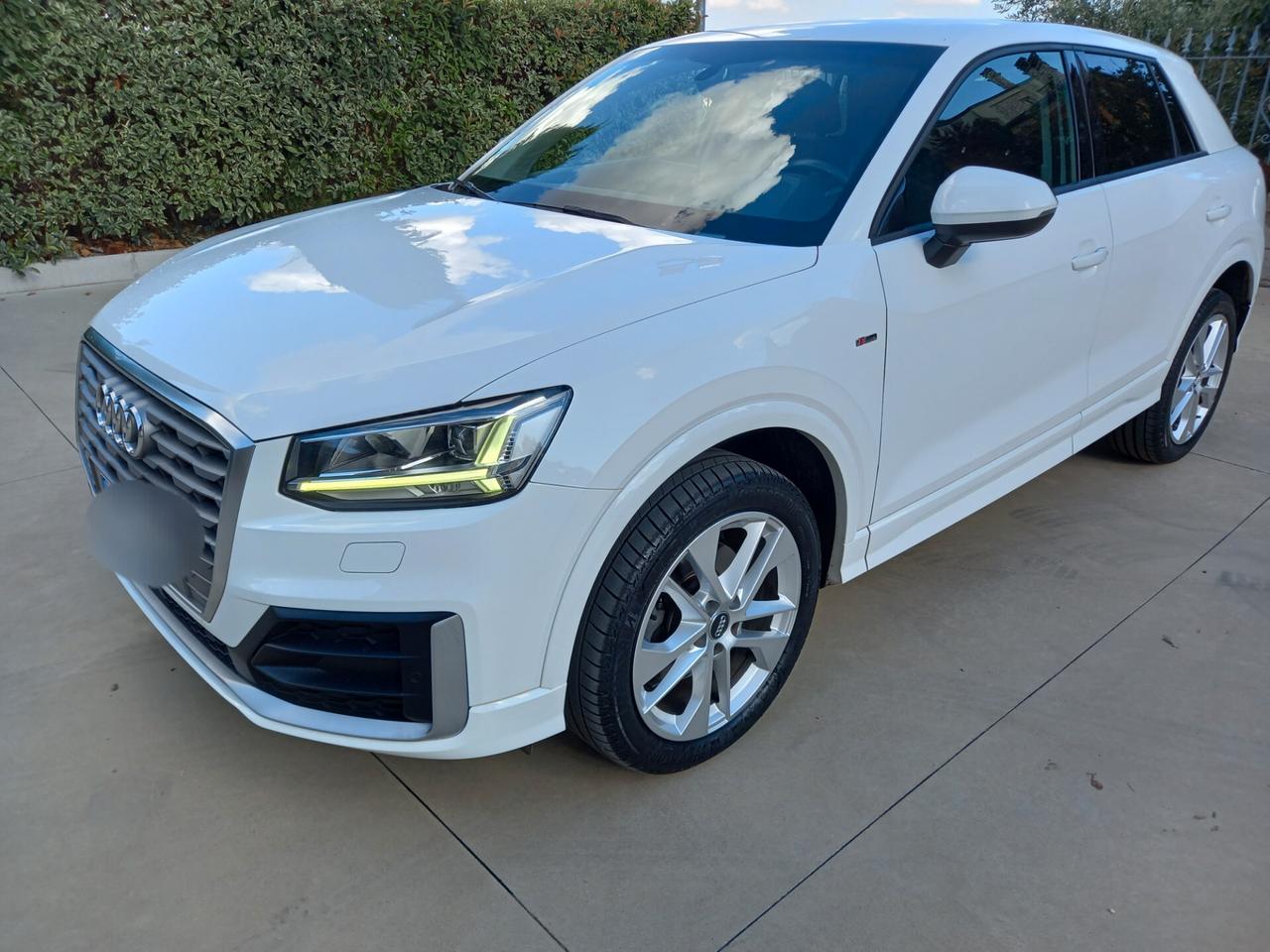 Audi Q2 30 TFSI S tronic line Edition