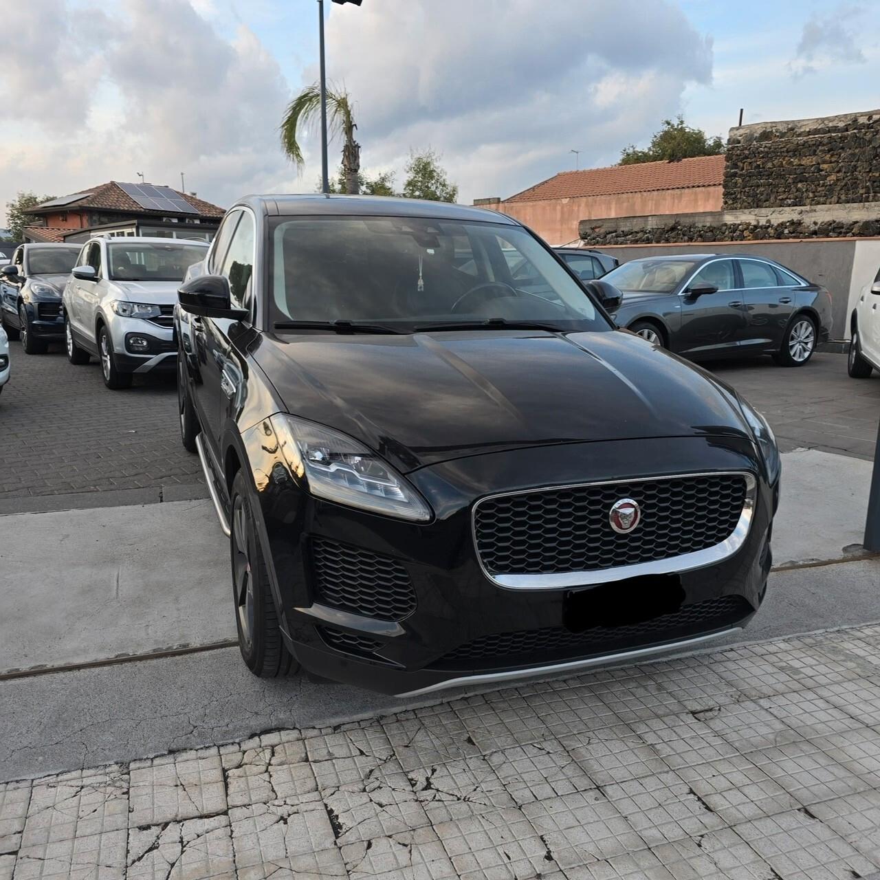 Jaguar E-Pace 2.0D 150 CV AWD aut. R-Dynamic SE