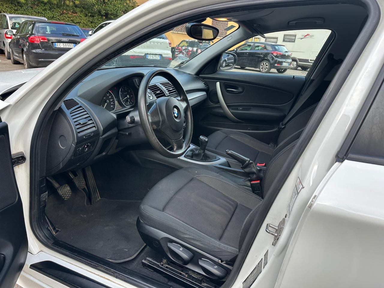 Bmw 116i cat 5 porte Eletta 140mila km