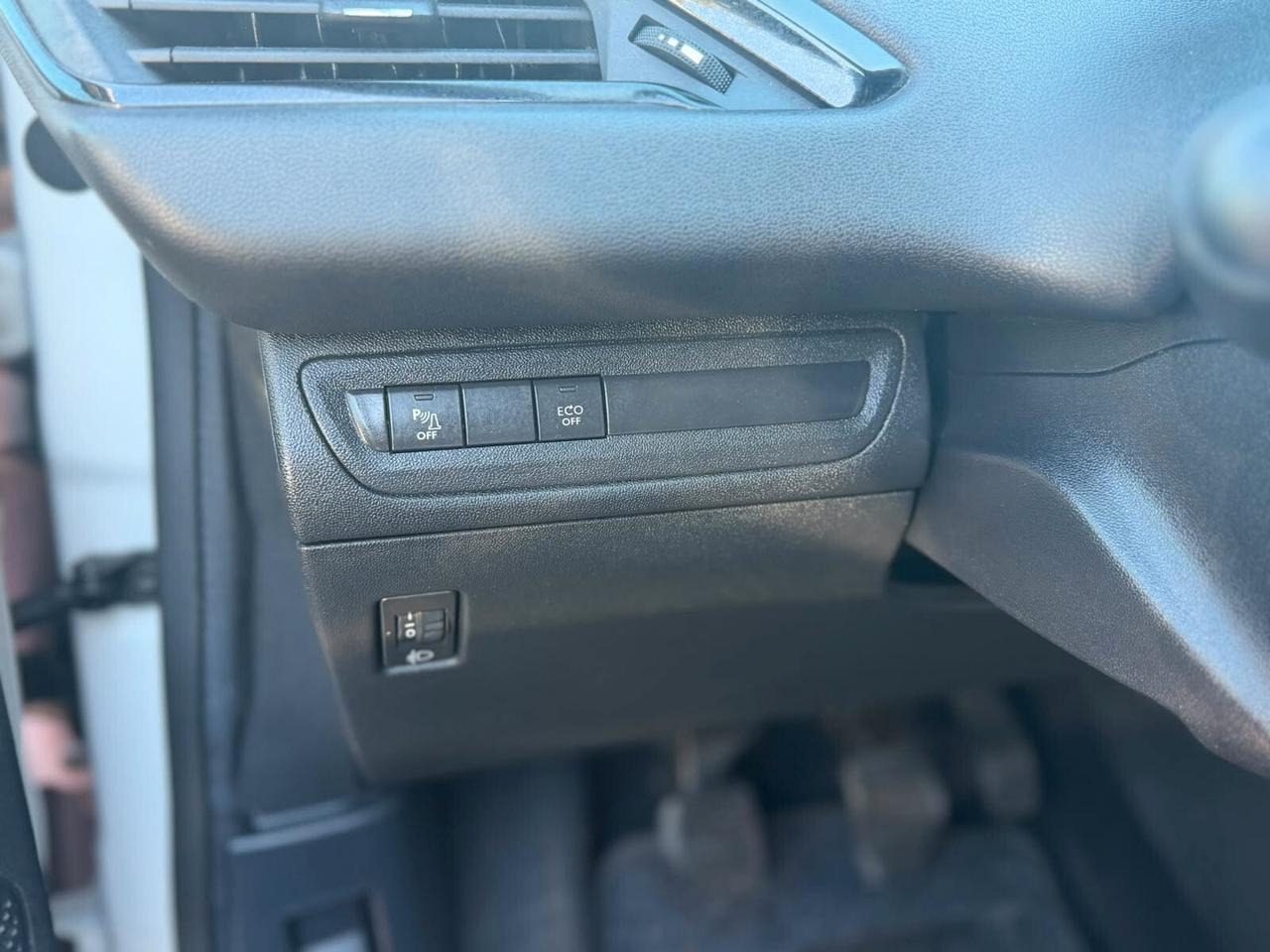Peugeot 208 1.2 Benzina 2018