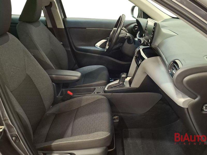 Toyota Yaris Cross Yaris Cross 1.5h Business fwd 116cv e-cvt