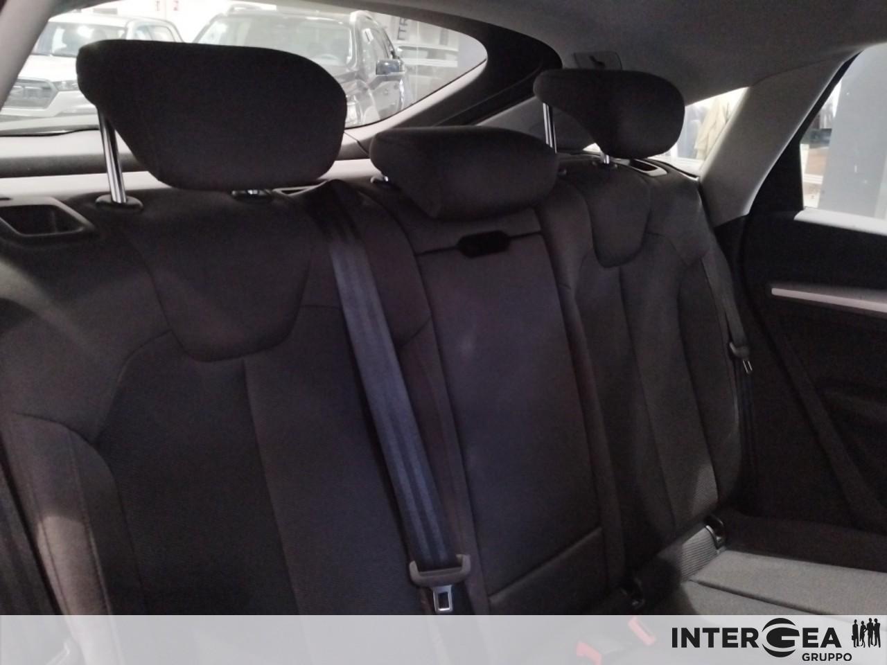 AUDI Q5 Sportback 40 2.0 tdi mhev 12V Business Advanced quattro s-tronic